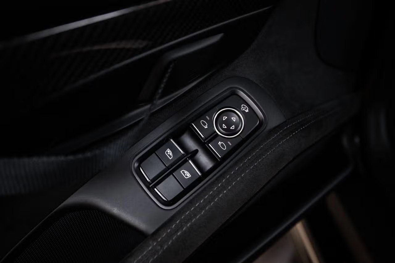 Certified 2022 Porsche 718 Boxster Spyder RWD image 22