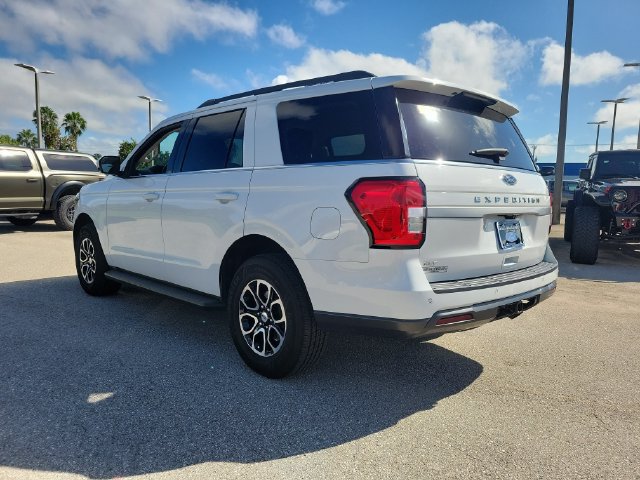 Certified 2022 Ford Expedition XLT RWD image 4