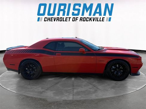 Used 2022 Dodge Challenger R/T w/ Driver Convenience Group image 7