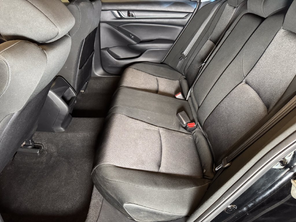Used 2018 Honda Accord LX image 21