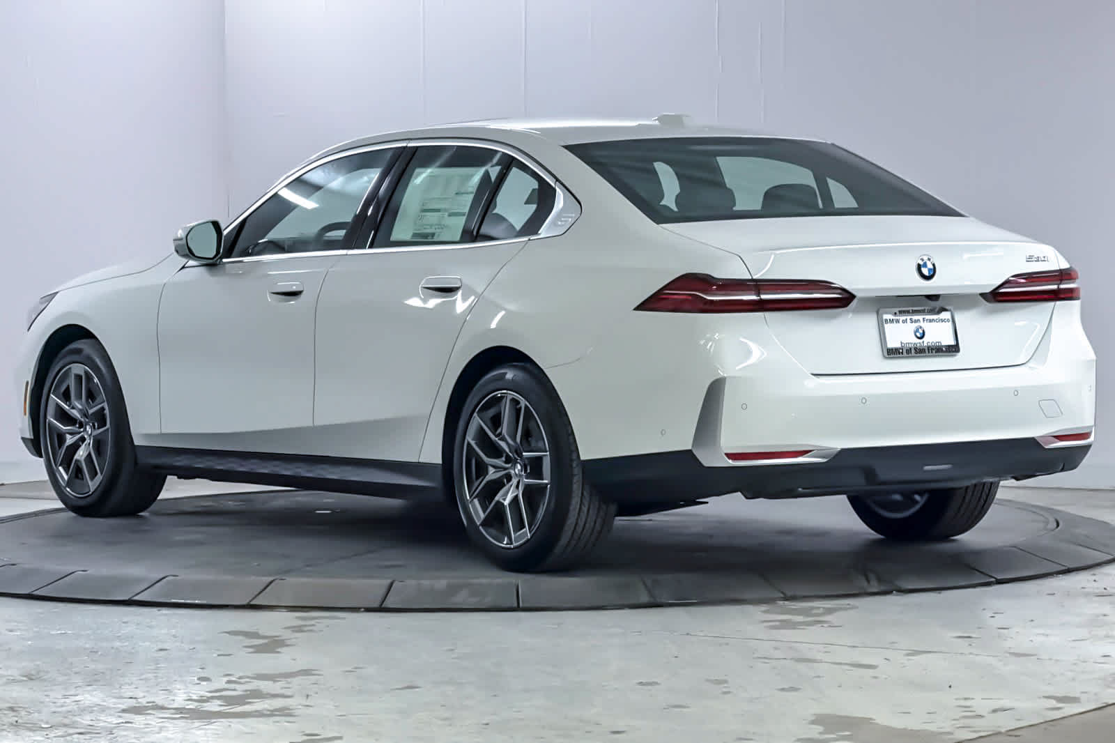 Used 2026 BMW 530i w/ Premium Package RWD image 6