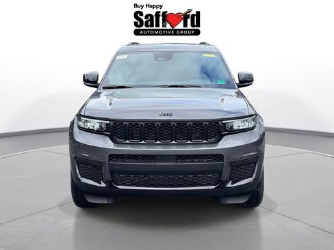 New 2025 Jeep Grand Cherokee L Altitude image 8