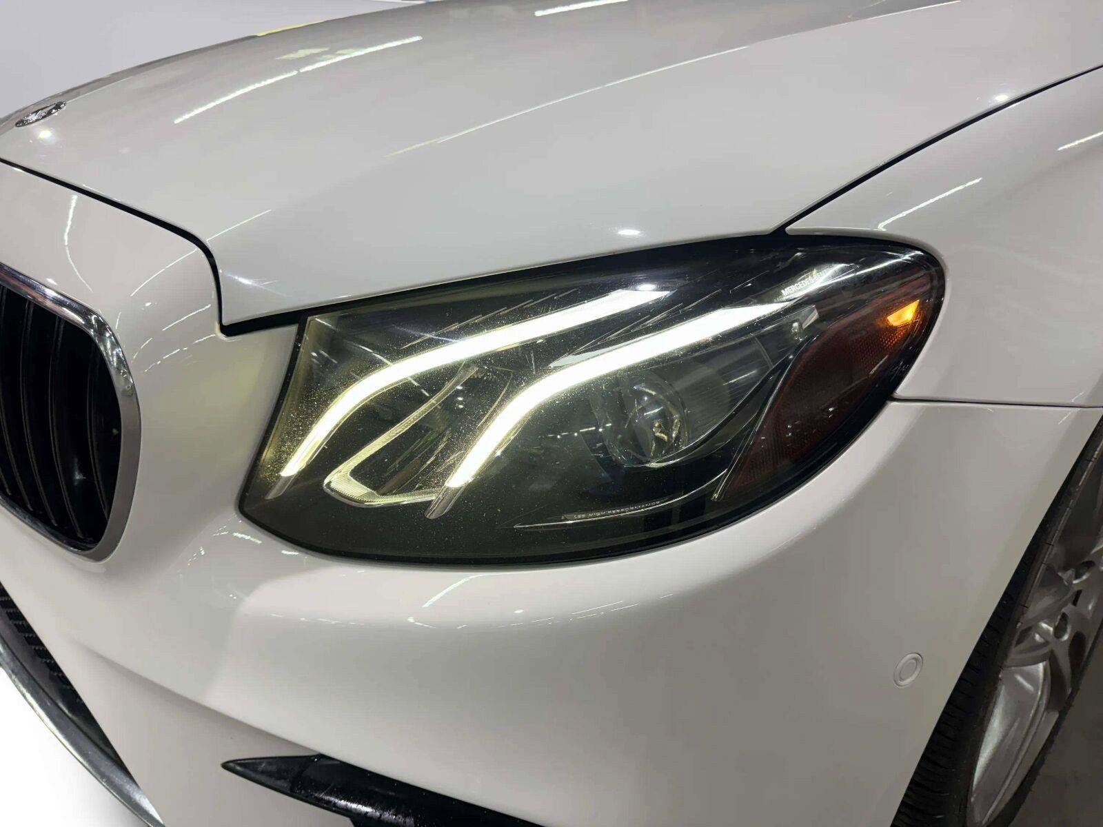 Used 2017 Mercedes-Benz E 300 4MATIC image 11