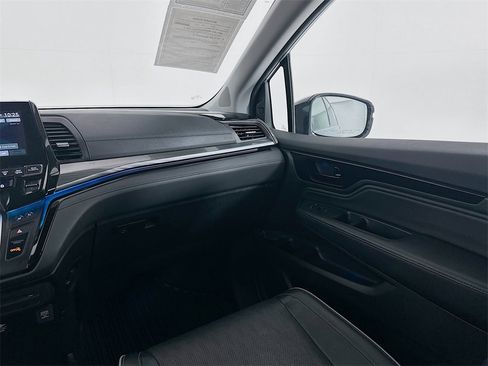 Certified 2024 Honda Odyssey Elite image 23