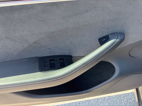 Used 2024 Tesla Model 3 Long Range AWD/4WD image 32