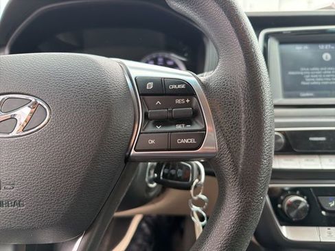 Used 2018 Hyundai Sonata SE w/ Cargo Package FWD image 20
