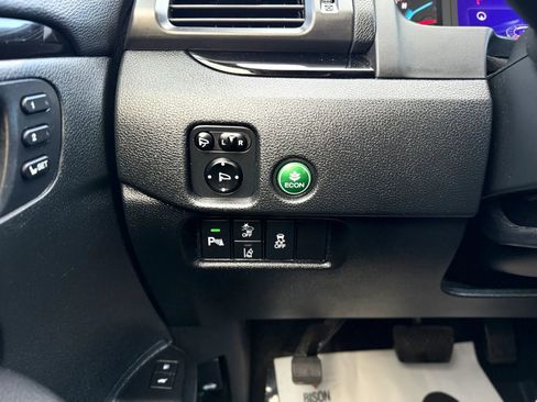 Used 2021 Honda Pilot Elite image 35