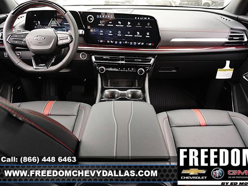 New 2026 Chevrolet Traverse RS w/ LPO, Floor Liner Package image 11