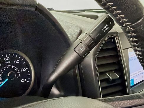 Used 2019 Ford F150 XLT w/ Equipment Group 302A Luxury image 18