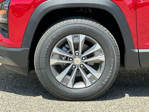 New 2026 Chevrolet Equinox LT w/ Convenience Package II FWD image 26