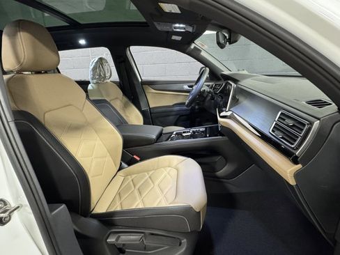 New 2026 Volkswagen Atlas Cross Sport SE image 9