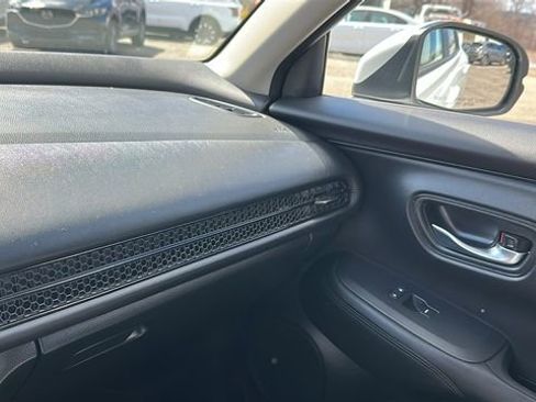 Used 2023 Honda HR-V LX image 19