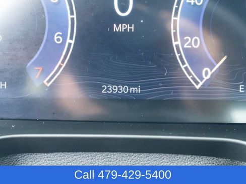 Used 2025 Jeep Grand Cherokee Altitude AWD/4WD image 11