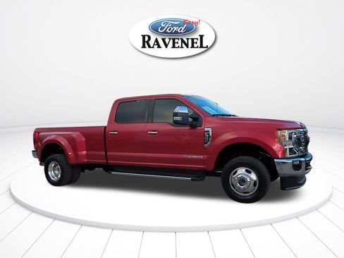 Used 2020 Ford F350 Lariat w/ Lariat Ultimate Package image 2