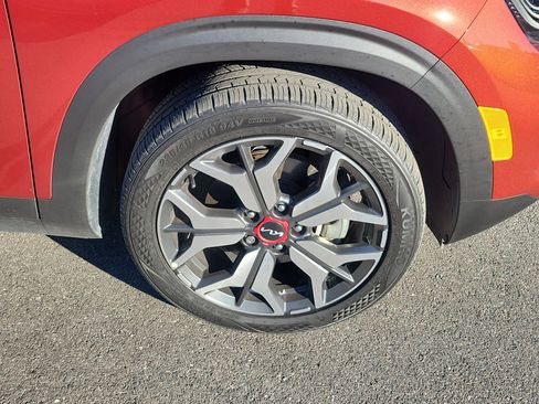 Certified 2022 Kia Seltos SX image 40