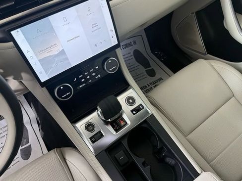 New 2026 Jaguar F-PACE R-Dynamic S image 38