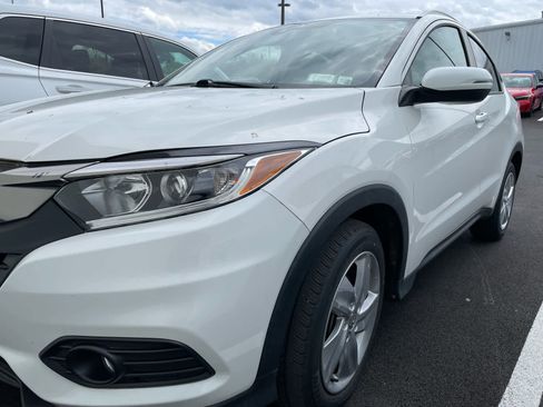 Used 2019 Honda HR-V EX image 1