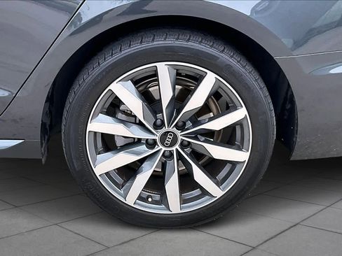 Used 2023 Audi A4 2.0T Premium w/ Convenience Package image 10