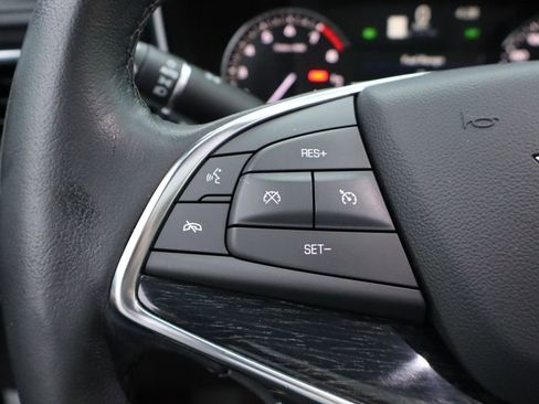 Used 2021 Cadillac XT5 Premium Luxury image 16