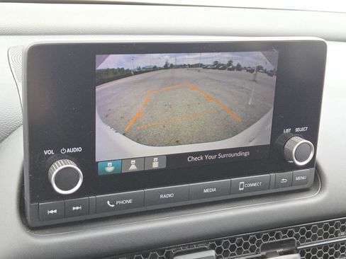 Used 2023 Honda HR-V LX image 6