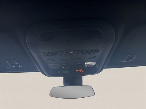 Certified 2025 Cadillac XT5 Premium Luxury image 29