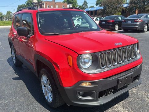 Used 2016 Jeep Renegade Latitude AWD/4WD image 3