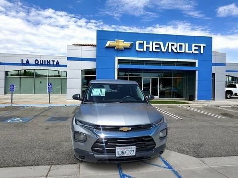 Used 2023 Chevrolet TrailBlazer LS FWD image 3