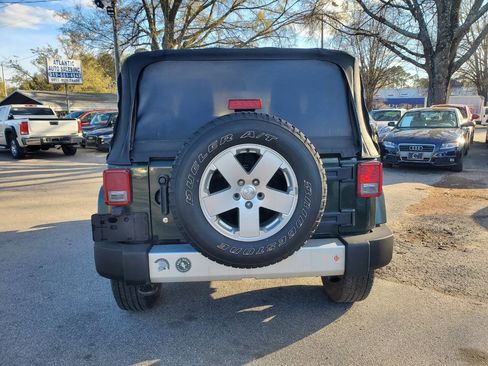 Used 2011 Jeep Wrangler Sahara w/ Connectivity Group image 6