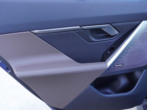 Certified 2026 BMW 540i xDrive image 33