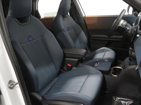 Certified 2025 MINI Cooper Countryman S image 17