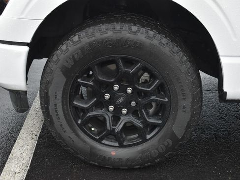 Used 2024 Ford F150 XLT w/ XLT Black Appearance Package image 11