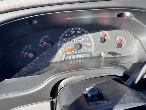 Used 2002 Ford E-250 and Econoline 250 image 18