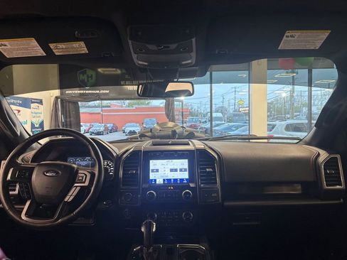 Used 2020 Ford F150 Lariat w/ Equipment Group 502A Luxury AWD/4WD image 17