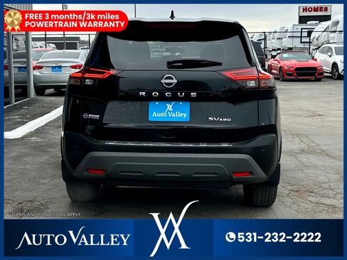 Used 2023 Nissan Rogue SV image 6