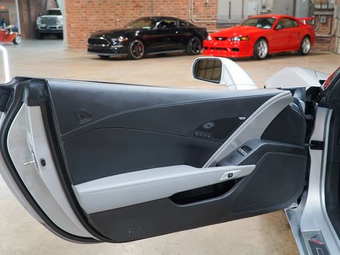 Used 2014 Chevrolet Corvette Stingray Convertible w/ 3LT Preferred Equipment Group RWD image 39