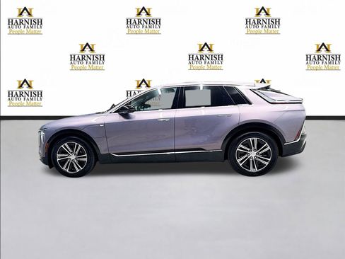 Used 2026 Cadillac Lyriq Premium Luxury AWD/4WD image 10