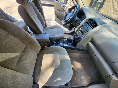 Used 2004 Hyundai Santa Fe GLS image 17