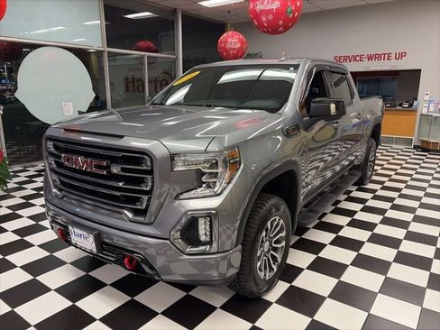 Used 2020 GMC Sierra 1500 AT4 w/ AT4 Premium Package image 4