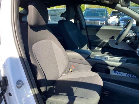 New 2025 Hyundai Ioniq 6 SE image 29