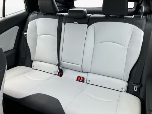 Used 2019 Toyota Prius XLE FWD image 15