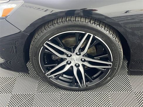 Used 2021 Honda Accord Touring image 10