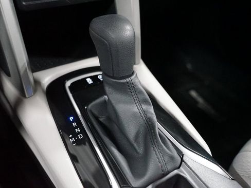 Used 2025 Toyota Corolla Cross L FWD image 20