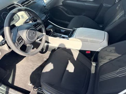 Used 2024 Hyundai Tucson SEL FWD image 9
