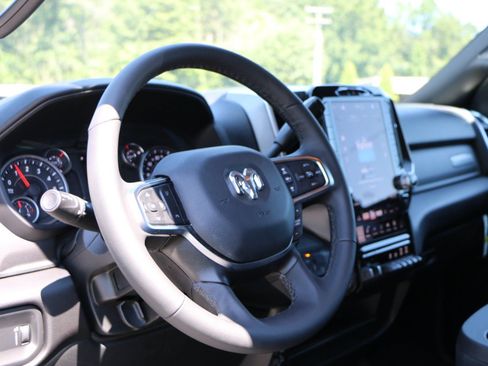 Used 2026 RAM 2500 Big Horn AWD/4WD image 16