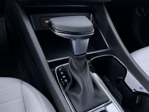 Used 2025 Hyundai Santa Cruz SE image 22