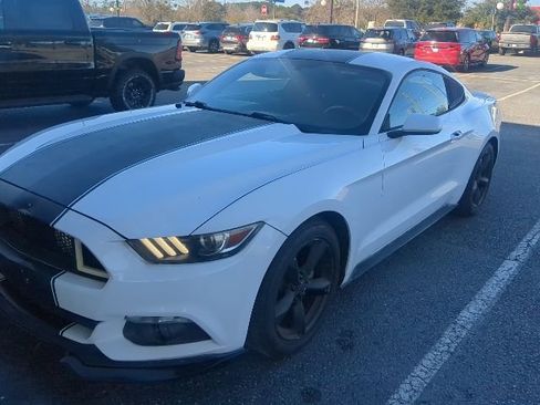 Used 2015 Ford Mustang Coupe w/ Equipment Group 051A image 2