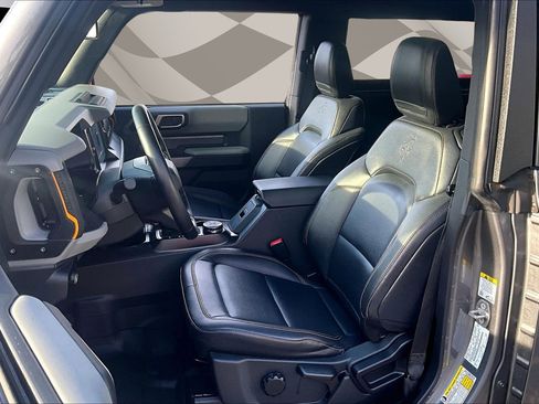 Used 2023 Ford Bronco Badlands image 25