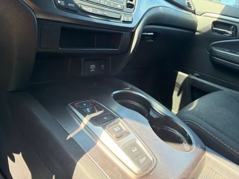 Used 2019 Honda Passport Sport image 16