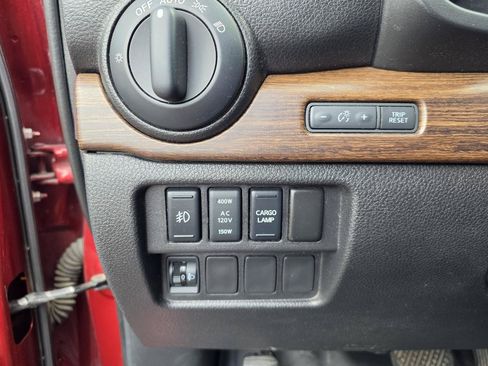 Used 2016 Nissan Titan Platinum Reserve AWD/4WD image 16