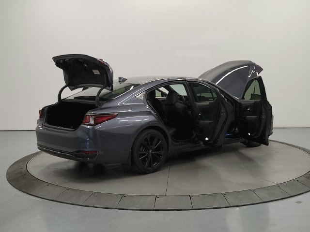 Used 2023 Lexus ES 300h F Sport FWD image 13